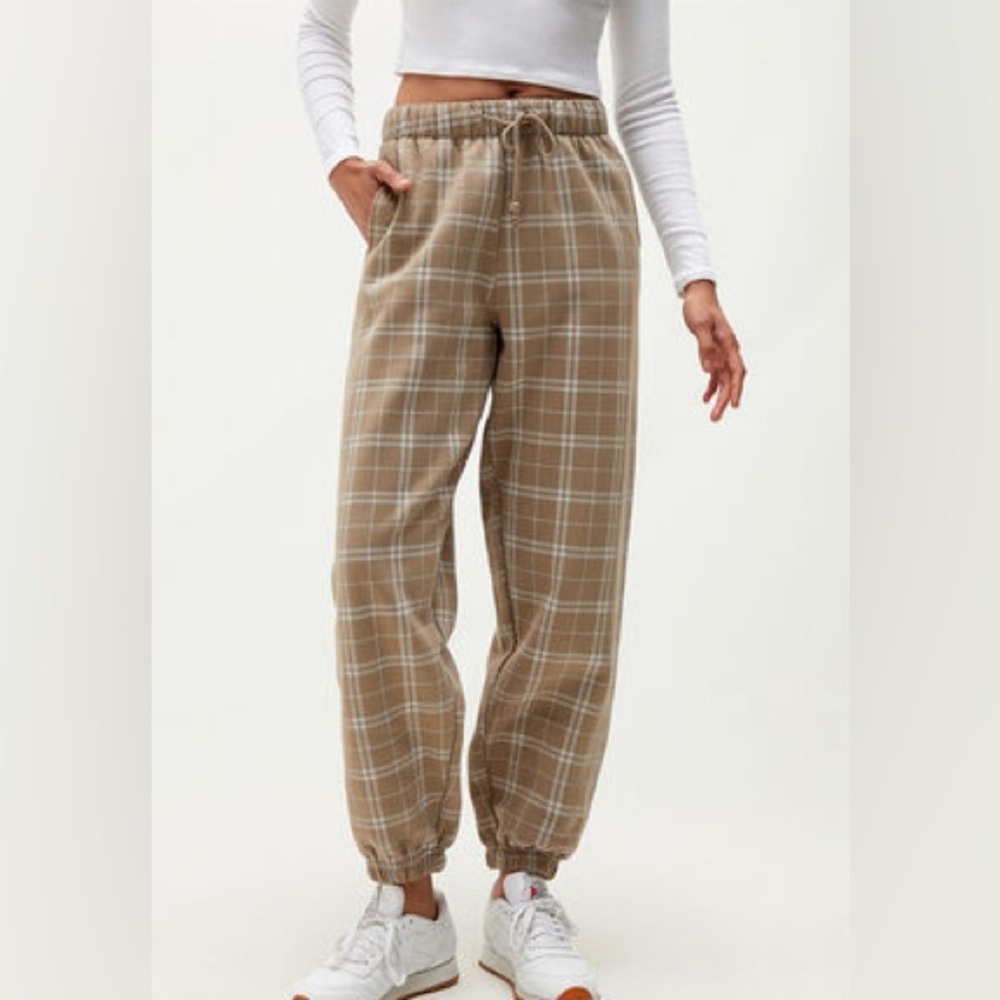 NWT pacsun joggers size XS super cute for the fall!